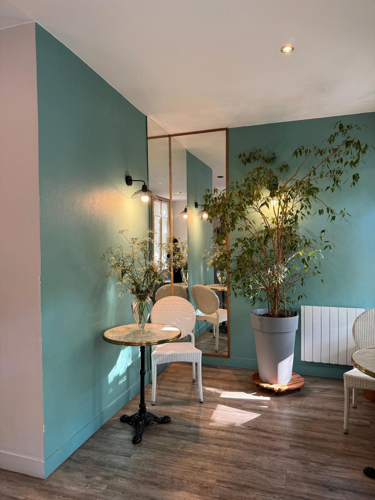 Hotel Paris Vesinet- Logis Hotel Restaurant Le Vésinet Zewnętrze zdjęcie